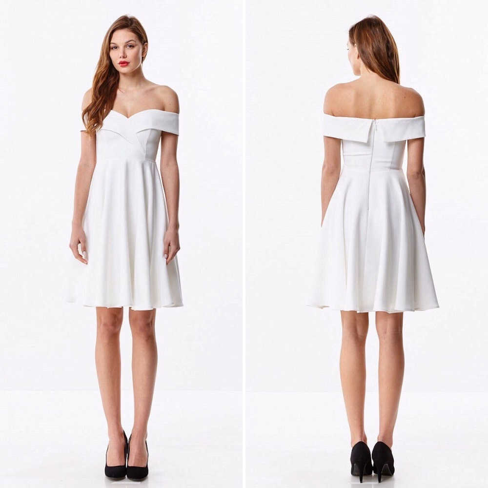 👗 NWT 👗 STUNNING STYLE - TOP QUALITY DRESS